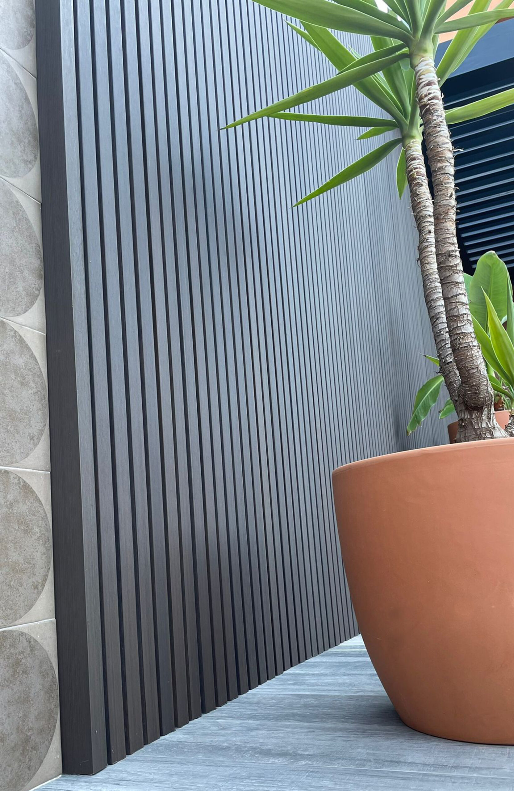 Legro-facade fs15-walnut-Spain-house, summer house