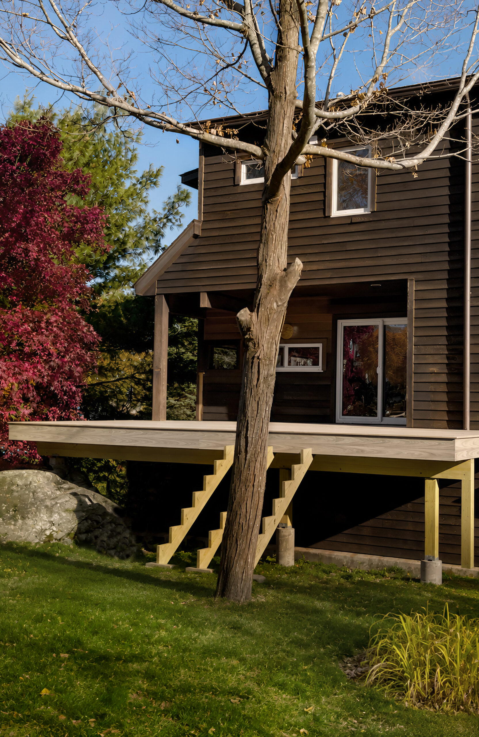 BRUGGAN MultiColor Grey composite decking terrace at a private house in New Jersey, US