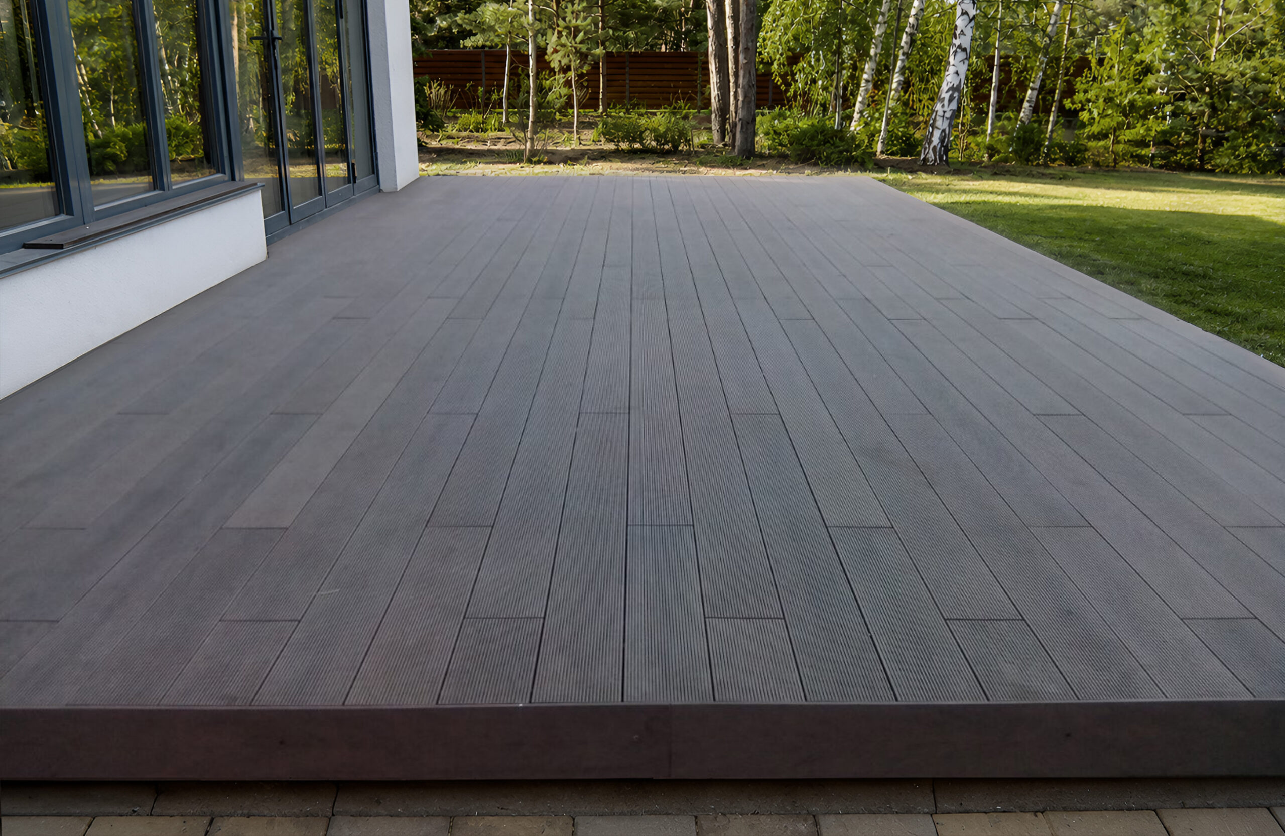 Private house terrace finished with BRUGGAN Multicolor Wenge decking and integrated stairs