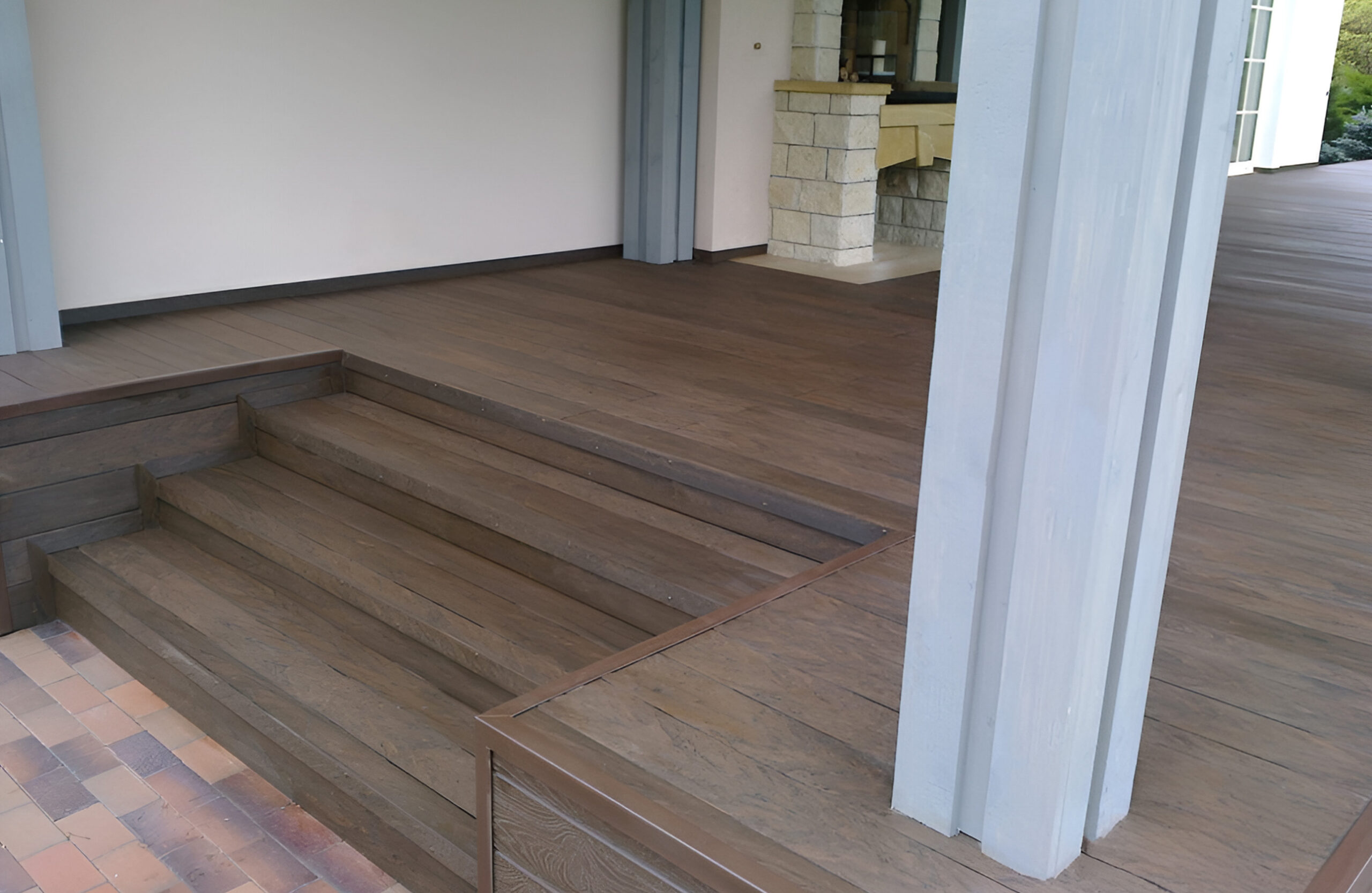 Private house terrace finished with BRUGGAN Multicolor Wenge decking and integrated stairs