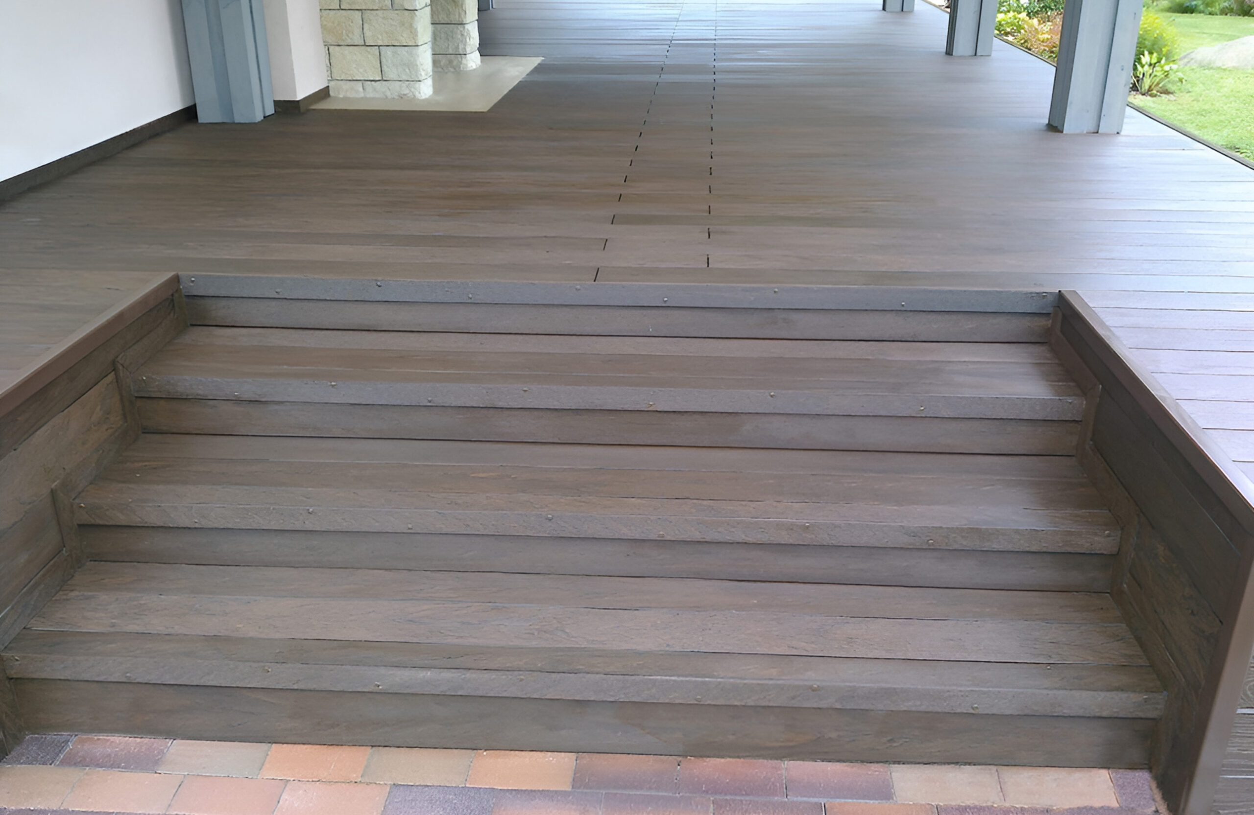 Private house terrace finished with BRUGGAN Multicolor Wenge decking and integrated stairs