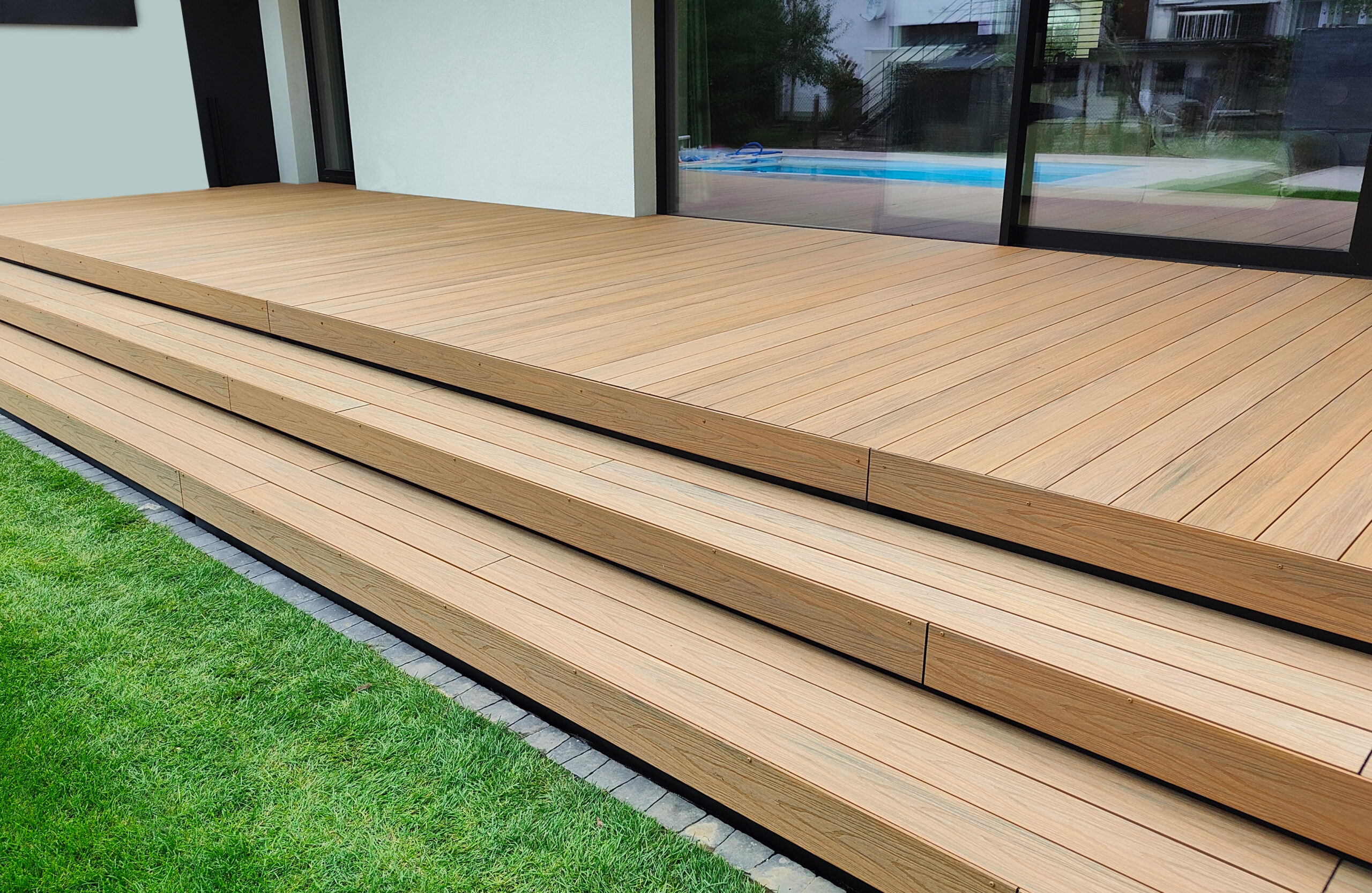 Legro-terrace-maple-Poland-Krakow-terrace