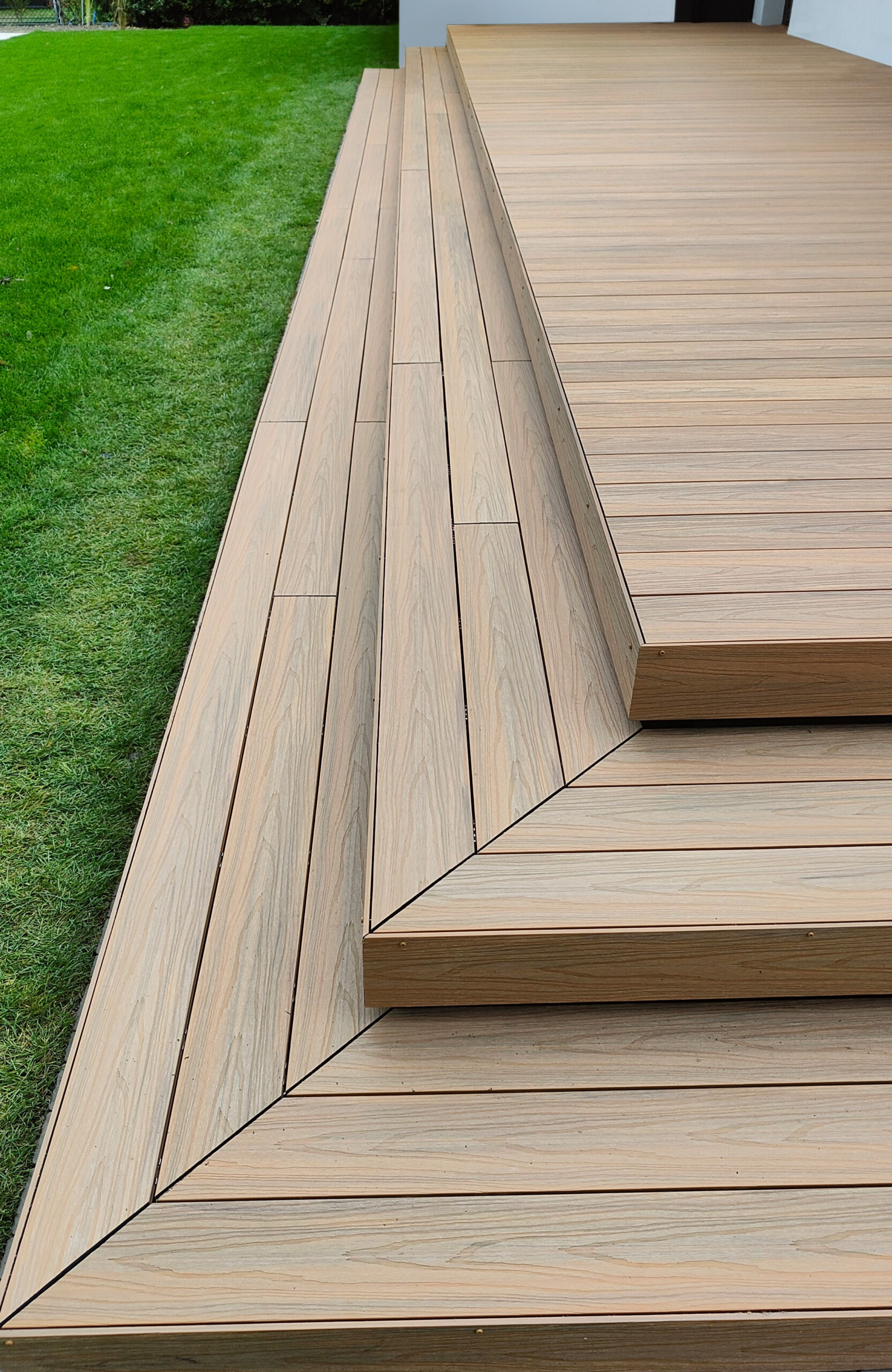 Legro-terrace-maple-Poland-Krakow-terrace