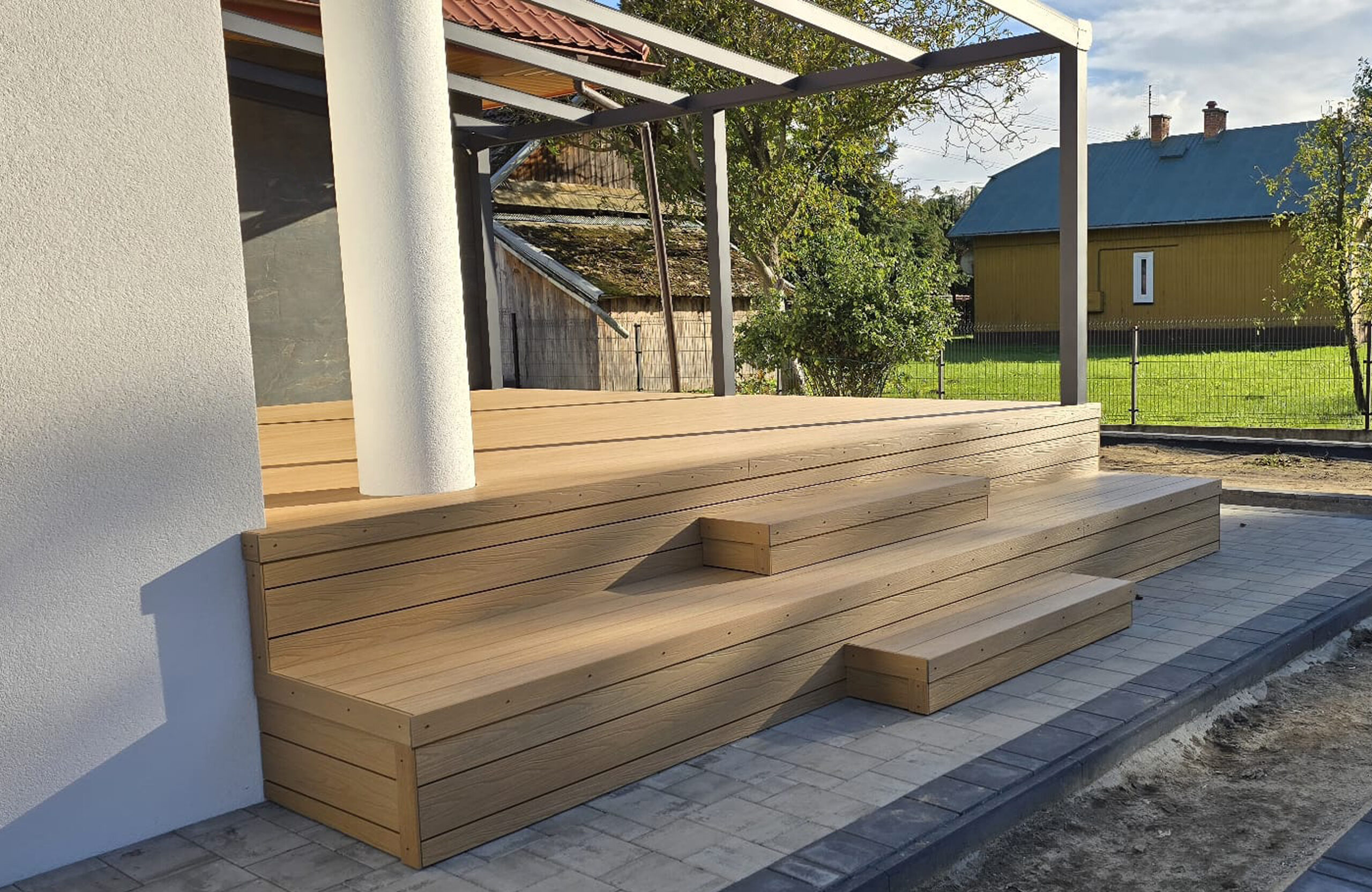 Legro-terrace-maple-Poland-Jata (Podkarpackie Voivodeship)-terrace