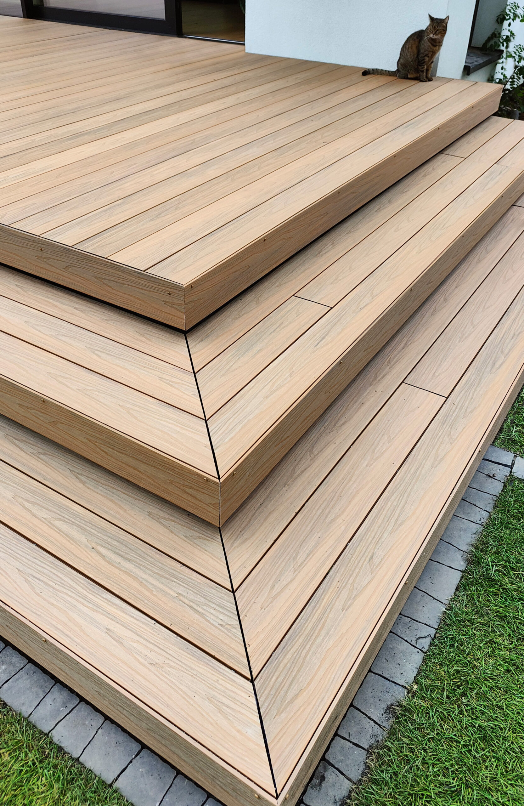 Legro-terrace-maple-Poland-Krakow-terrace